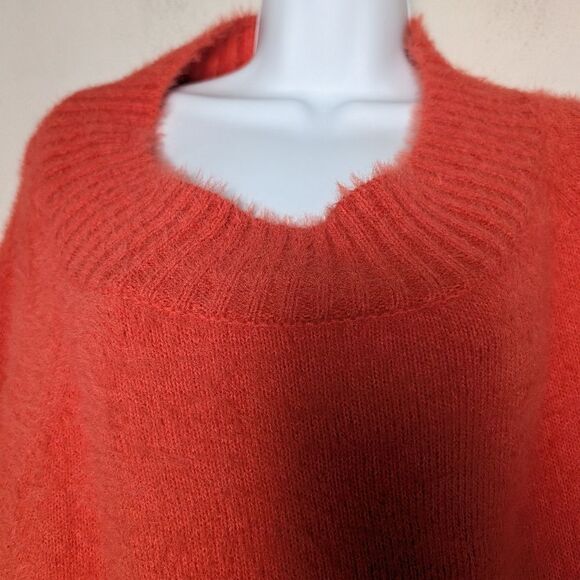 MerSea Poncho W Pocket Arm Opening Fuzzy Soft Cozy Hair Orange One Size Lounge - Picture 7 of 10